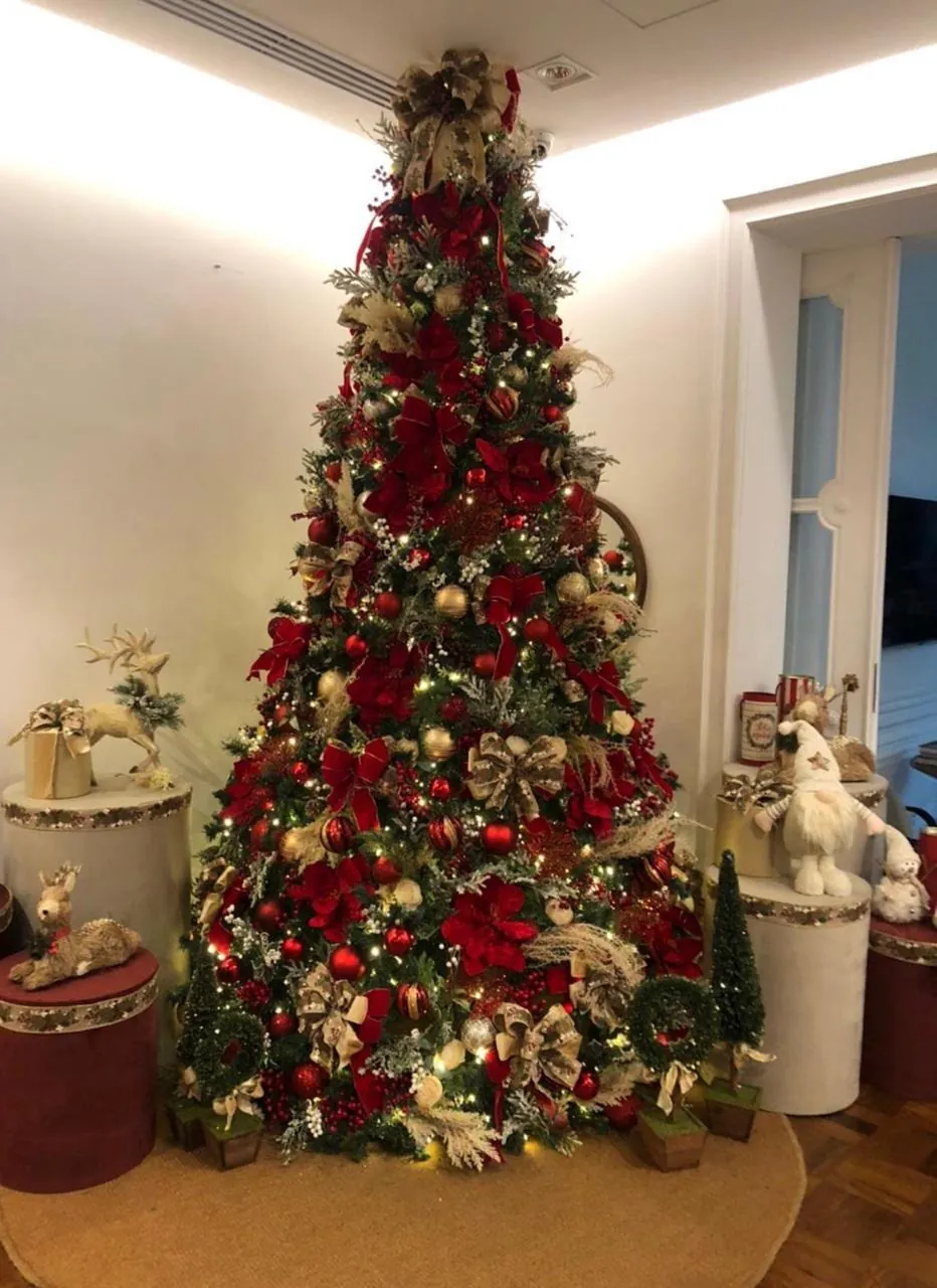 Árvore de Natal no estilo Tradicional, criada por Regis Motta